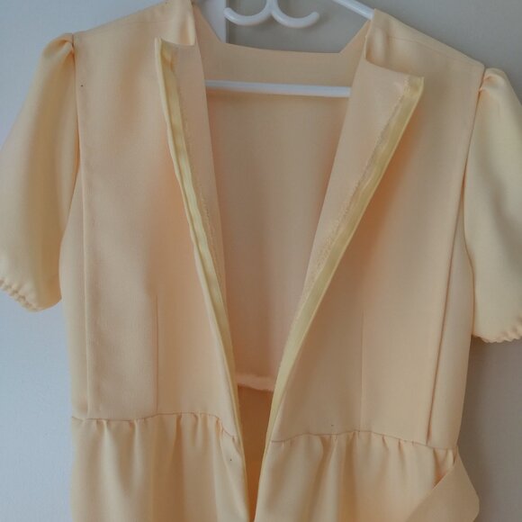Formal Yellow Amish Mennonite Cape Dress 42"B 37"W Reverse Satin Bow Belt Modest - Picture 2 of 14